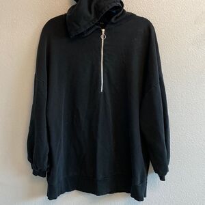 Zara- Over sized bubble sleeve black 1/4 zip hoodie - medium